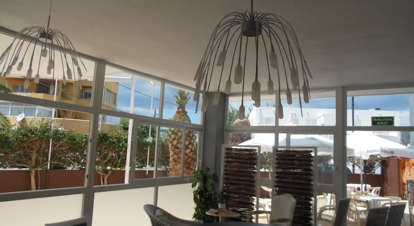 Apartamentos Es Canto (Adults Only) Platja d'en Bossa Exterior foto